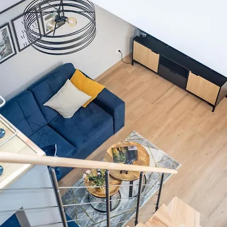 Gorska Odnowa Park شكلارسكا بوريبا