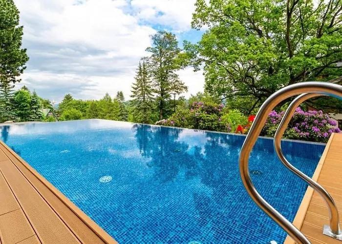 Gorska Odnowa Park 斯克拉斯卡波伦巴